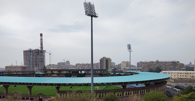 坚持不懈的 坚持不懈的